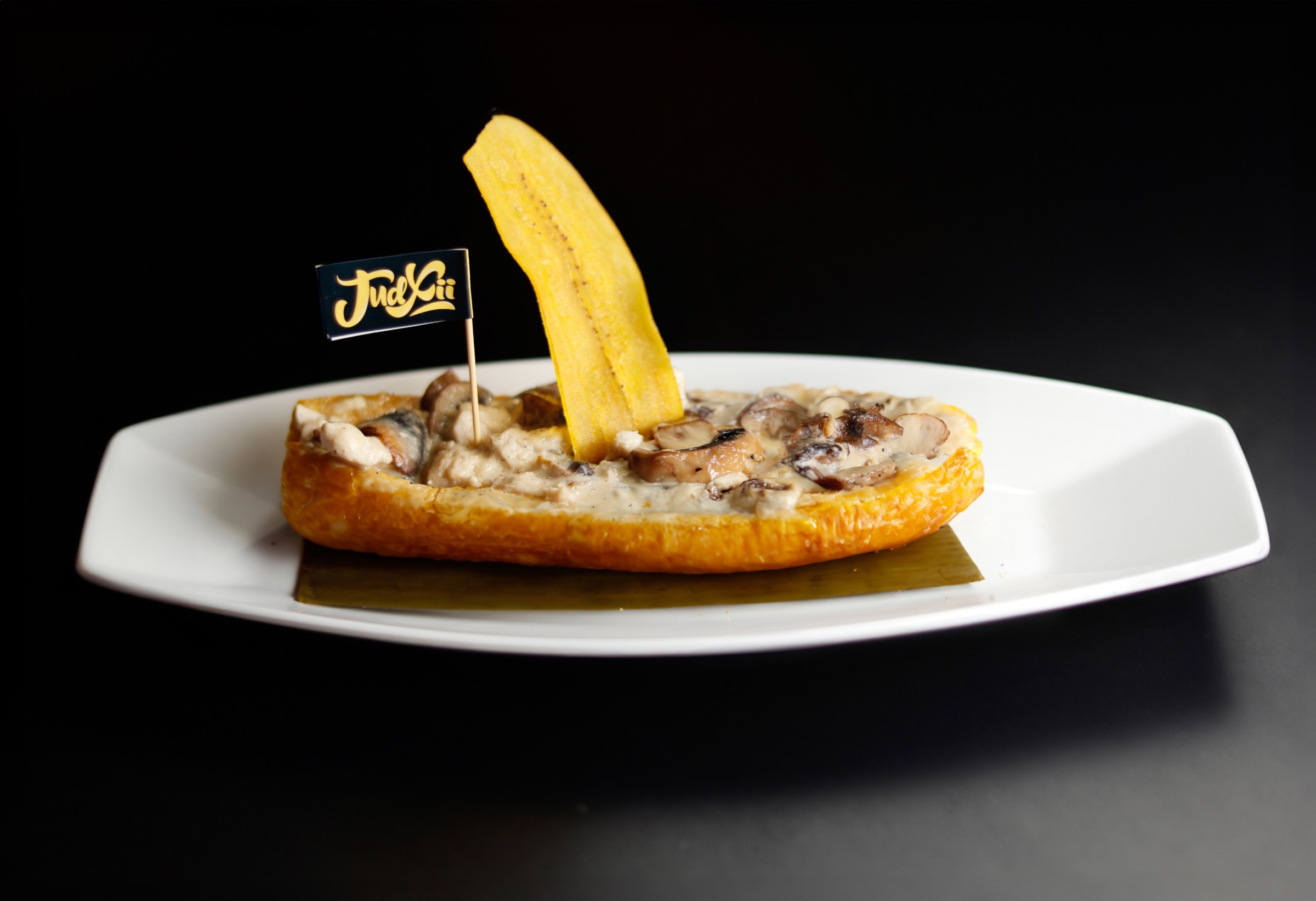Madu pollo con champiñoes